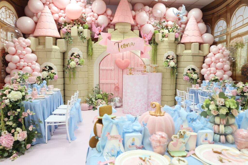 Dekoracija za Prvi Rođendan - Pepeljuga